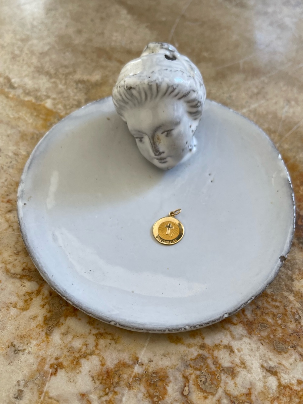 Vintage 14K yellow gold Conformation medal pendant〰️